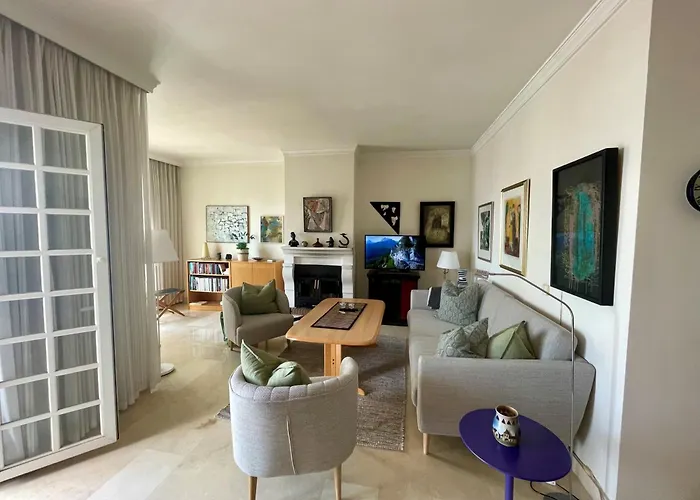 - House - Sleeps 4 - Pool - Sea View 펜션 마르베야