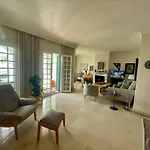 - House - Sleeps 4 - Pool - Sea View Σπίτι διακοπών