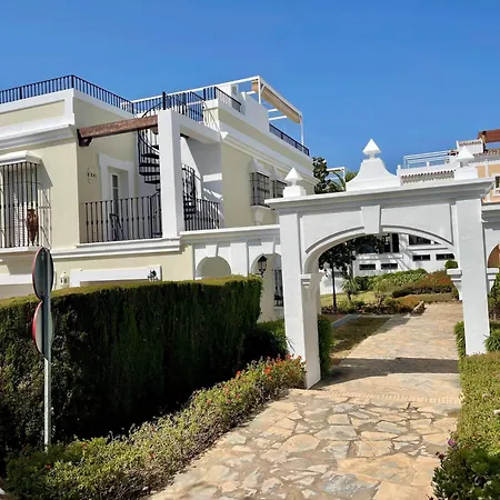 - House - Sleeps 4 - Pool - Sea View * Марбелья